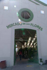 Eingang zum Mercado de las Flores