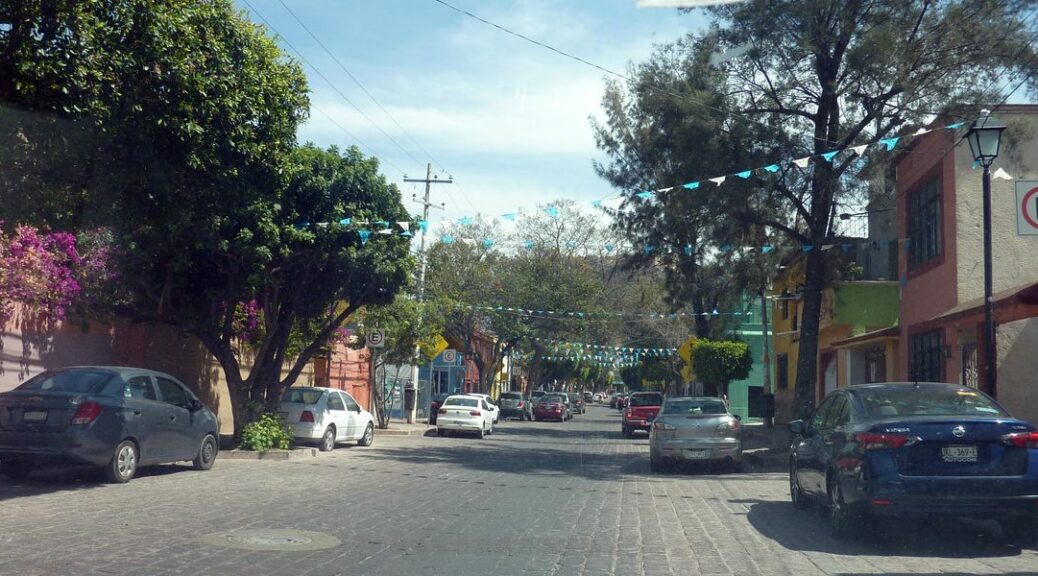 Eine Straße im Querétaro Viertel Hércules