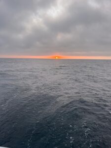 Sonnenaufgang auf See