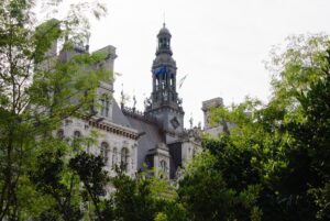 Neues Grün am Hôtel de Ville
