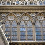 Details an der unrenovierten Nordseite von Notre Dame